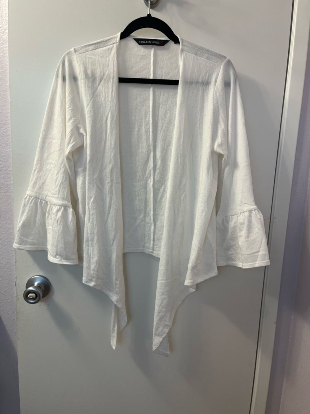 Colleen Lopez White Textured Open Front Top, Bell Sleeves-PTP 23-30/L 22 Pre❤️ - Picture 2 of 7